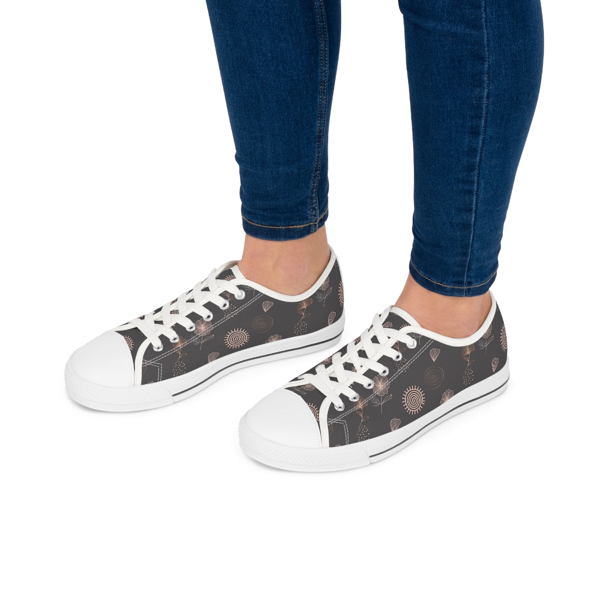AFIRMACIONES CON PROPÓSITO GRAY LOW TOP SNEAKERS