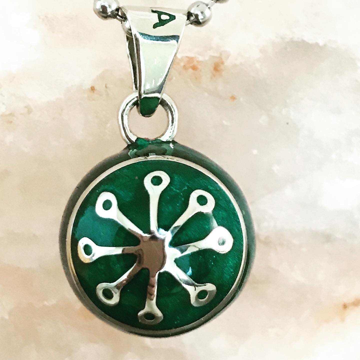 ANGELS CALLER IN HONORS OF THE RUNE