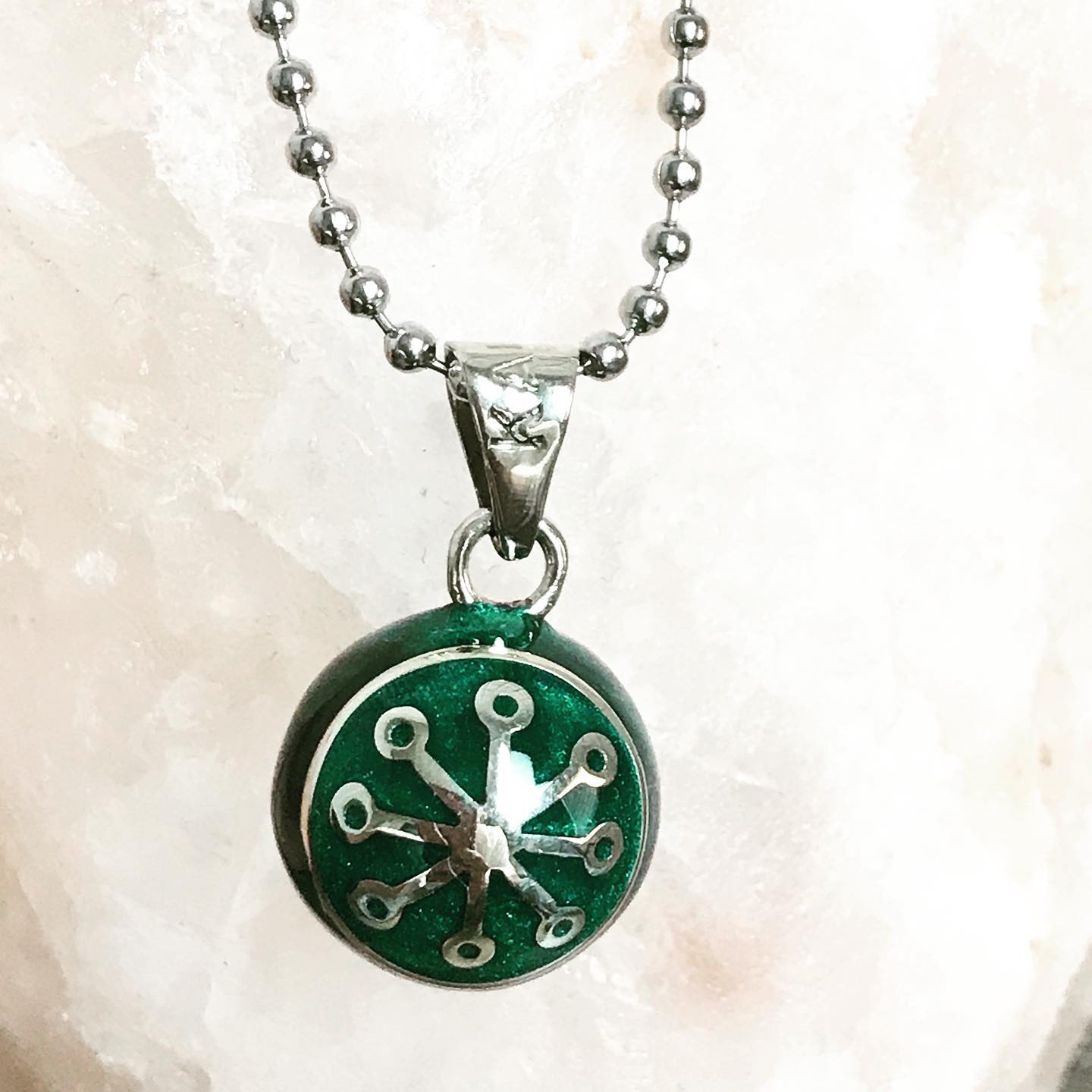 ANGELS CALLER IN HONORS OF THE RUNE